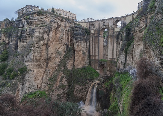 By Photo by CEphoto, Uwe Aranas - Puente Nuevo Ronda